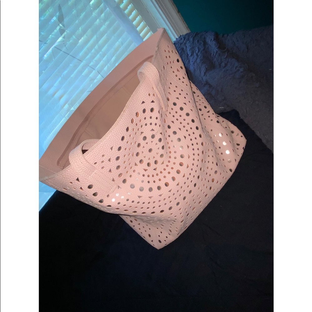 Very big pink tote